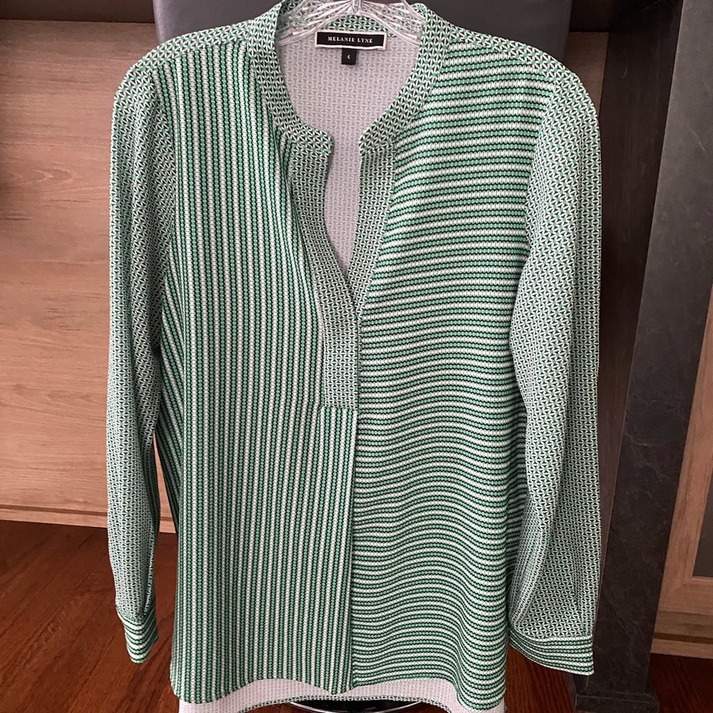 Geometric Print Long Sleeve Blouse